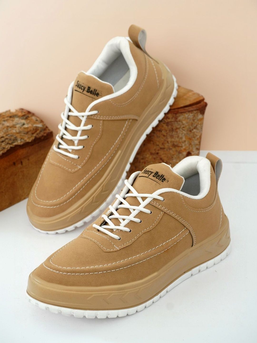 SAUCY BELLE Men Suede Sneakers