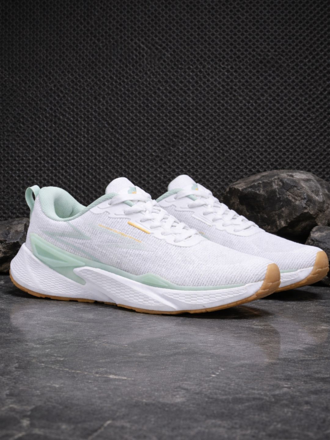 Columbus Men Mesh Running Non-Marking Shoes