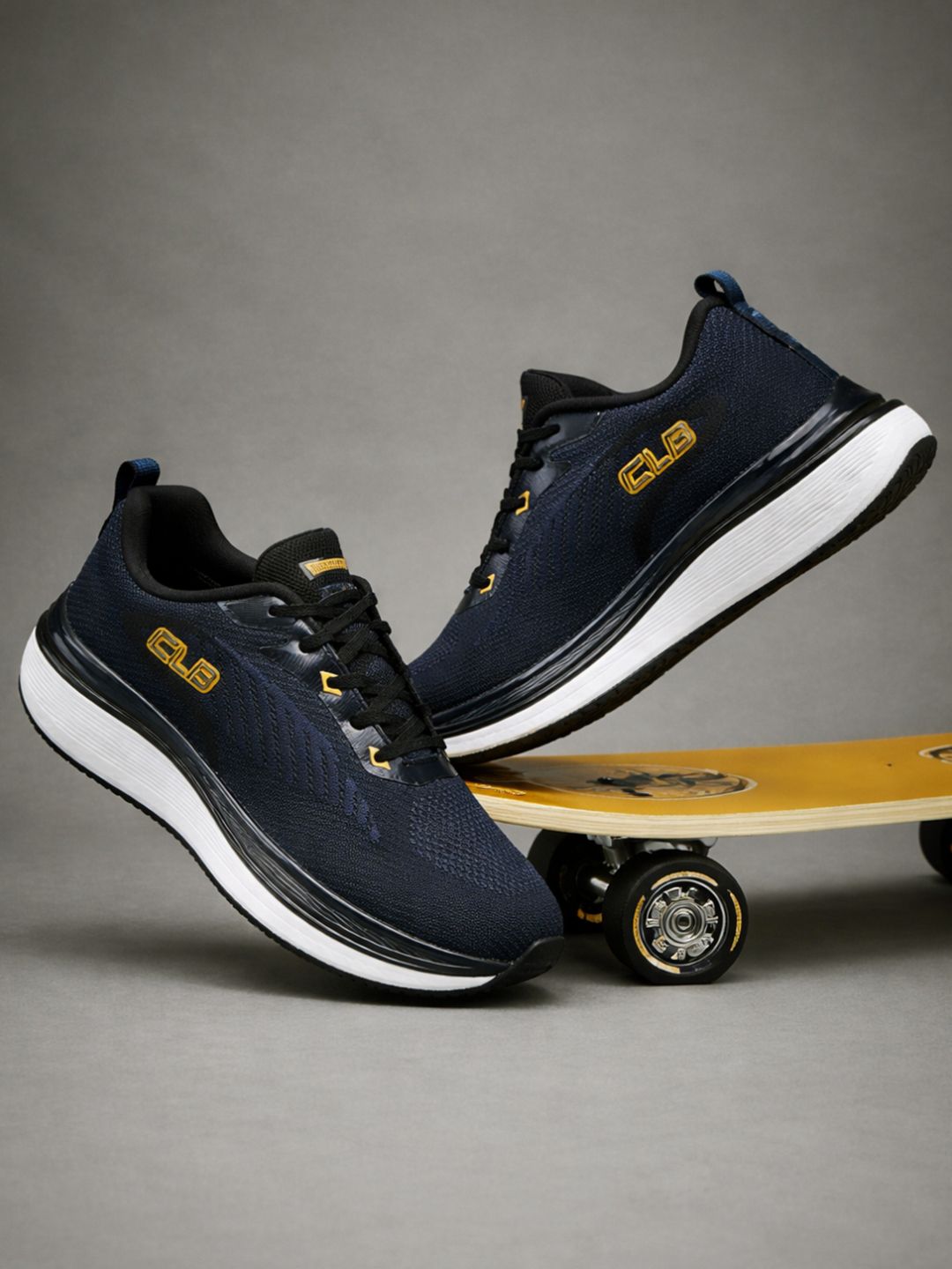 Columbus Men Mesh Running Non-Marking Shoes