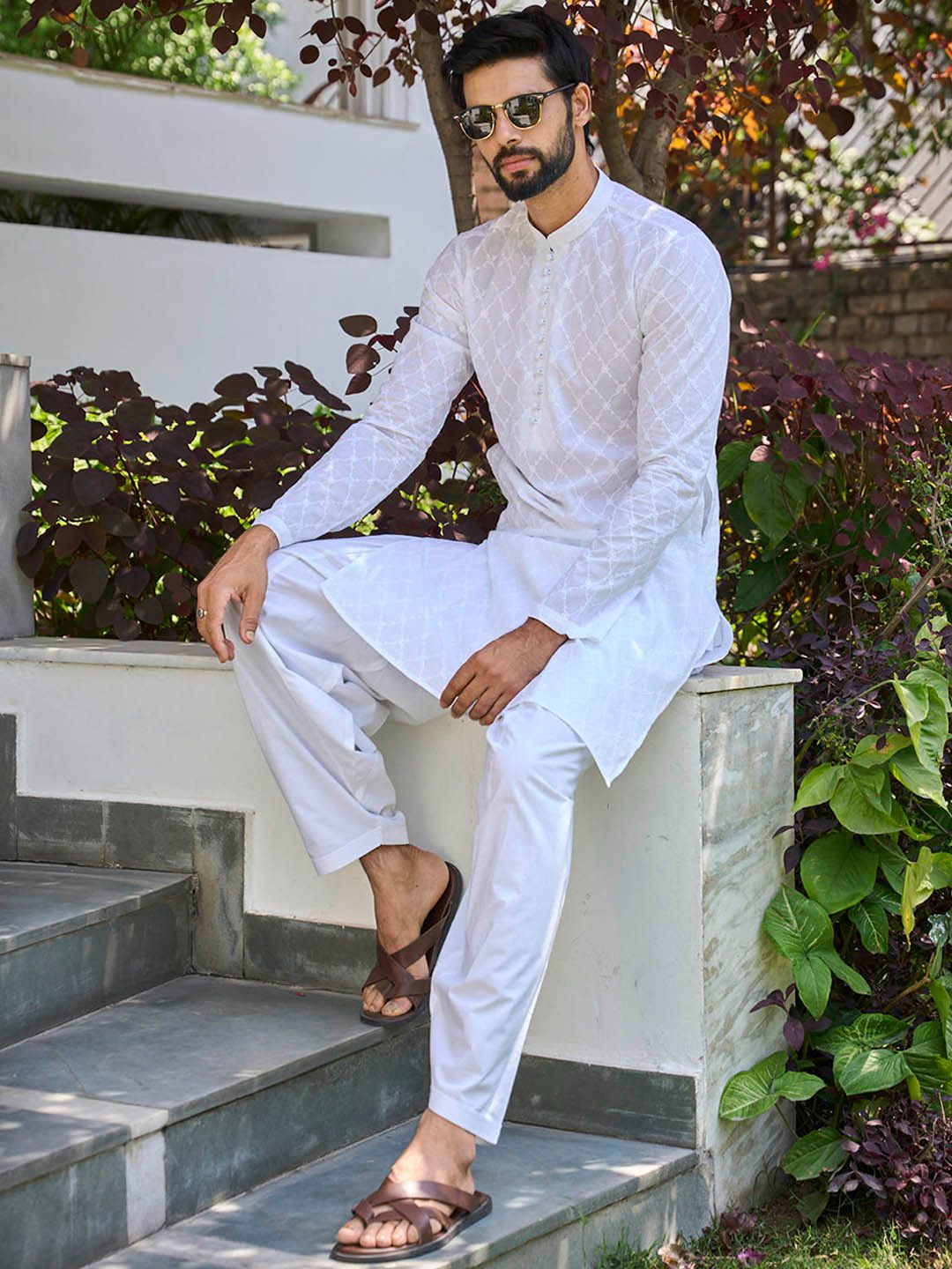 See Designs Men White Solid Chikankari Embroidered Mandarin Collar Cotton Kurta