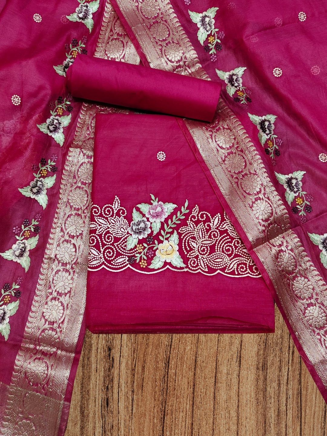 Naveera Embroidered Unstitched Dress Material