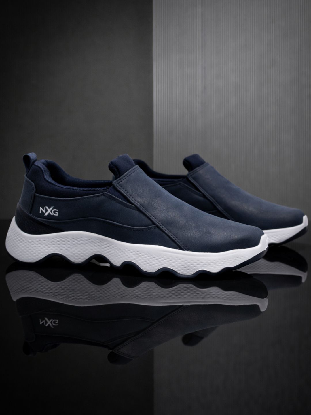 Columbus Men Mesh Running Non-Marking Shoes