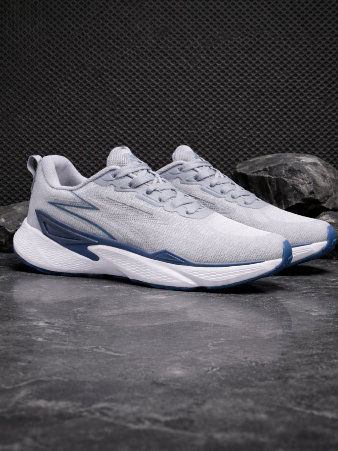 Columbus Men Mesh Running Non-Marking Shoes