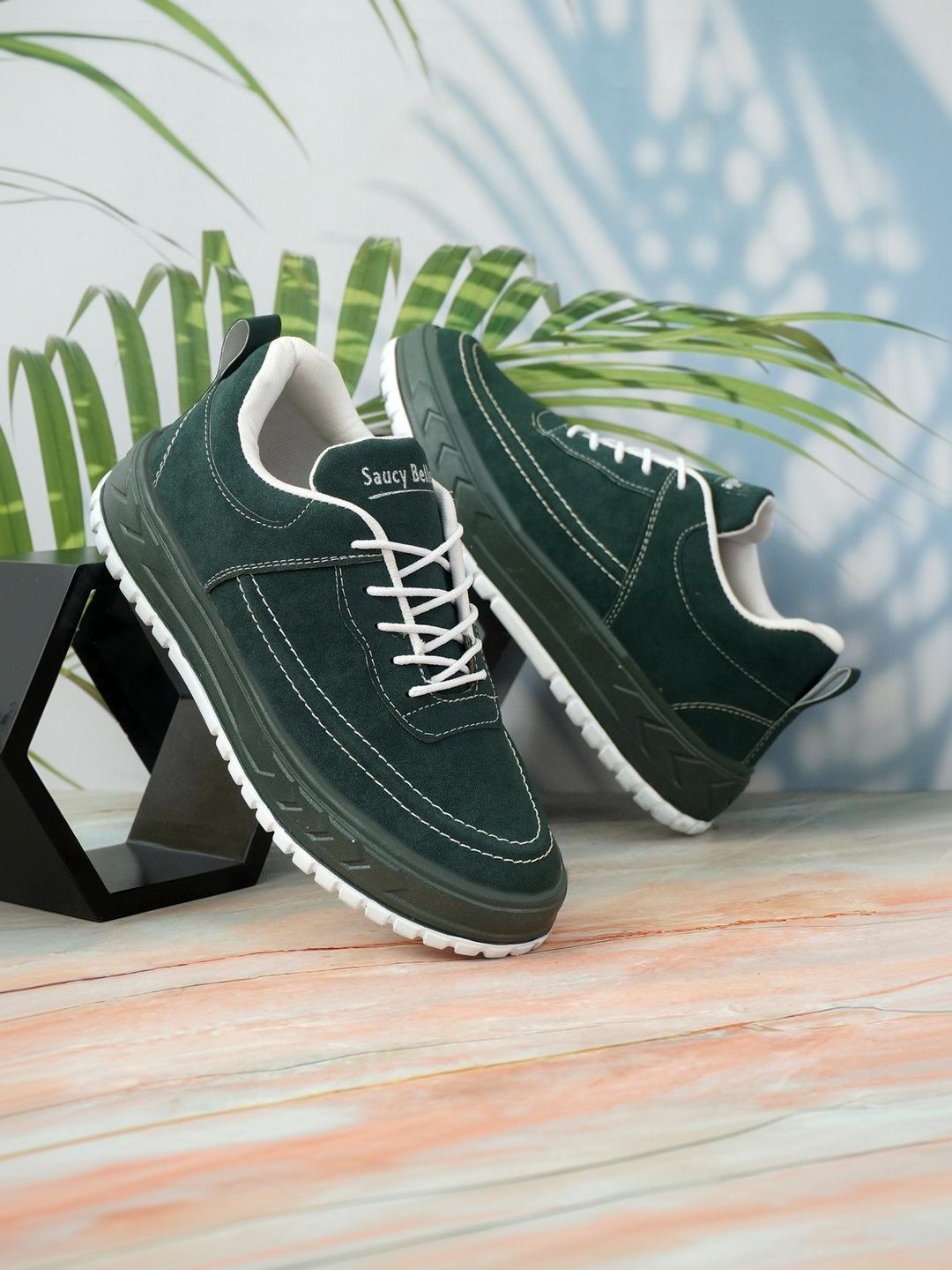 SAUCY BELLE Men Suede Sneakers