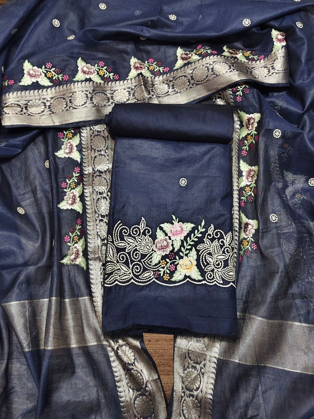 Naveera Embroidered Unstitched Dress Material