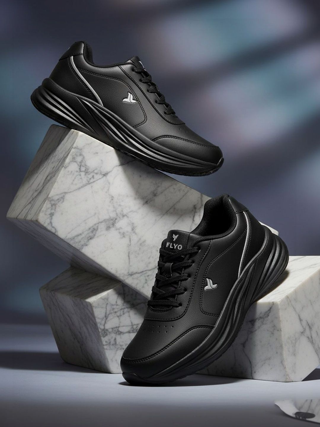 FLYO Men Mesh Walking Non-Marking Shoes