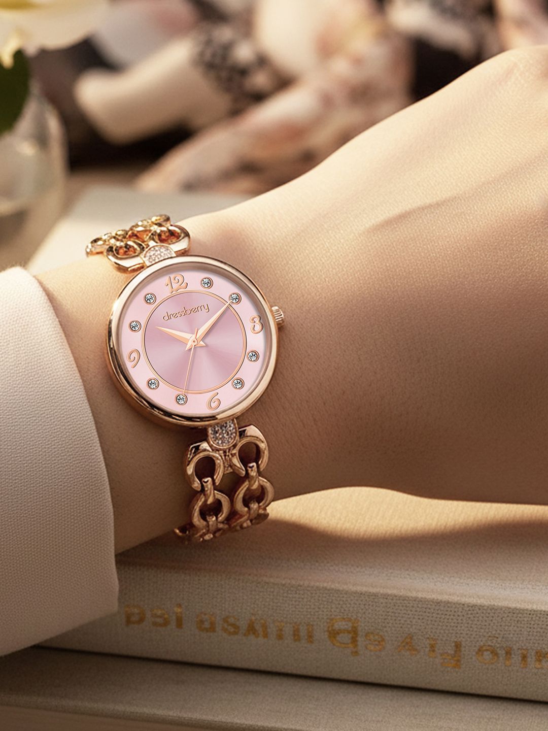 DressBerry Women Dial & Bracelet Style Straps Analogue Watch DB-048-PINK