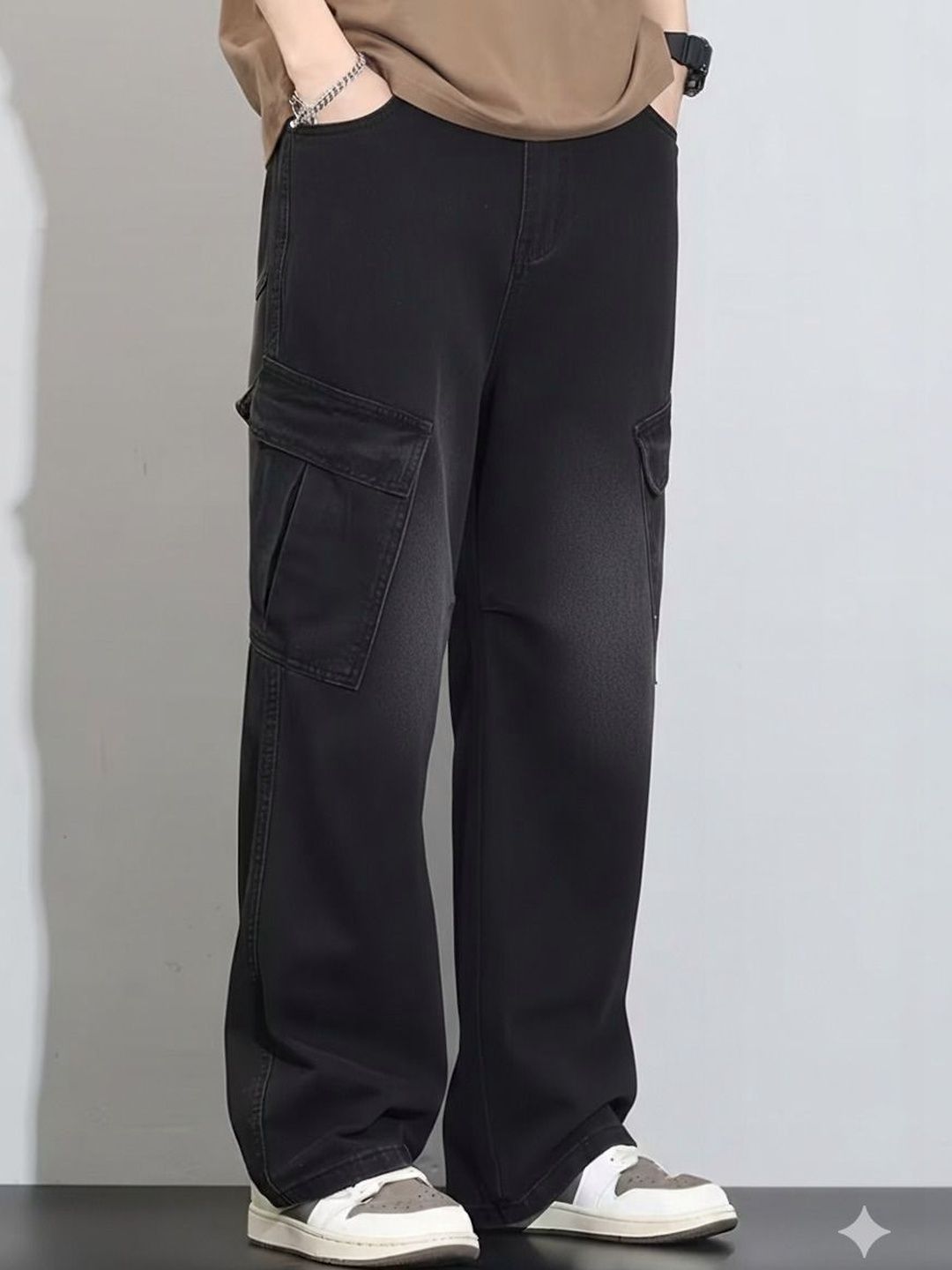 FUDE PRIDE Men Relaxed Fit Mid-Rise Light Fade Denim Jeans