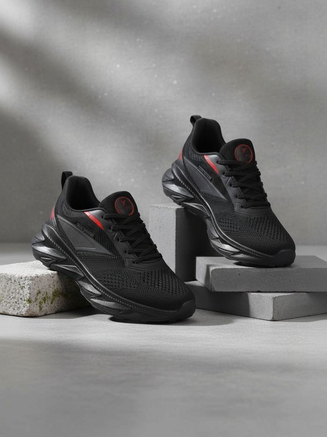 FLYO Men Mesh Running Non-Marking Shoes