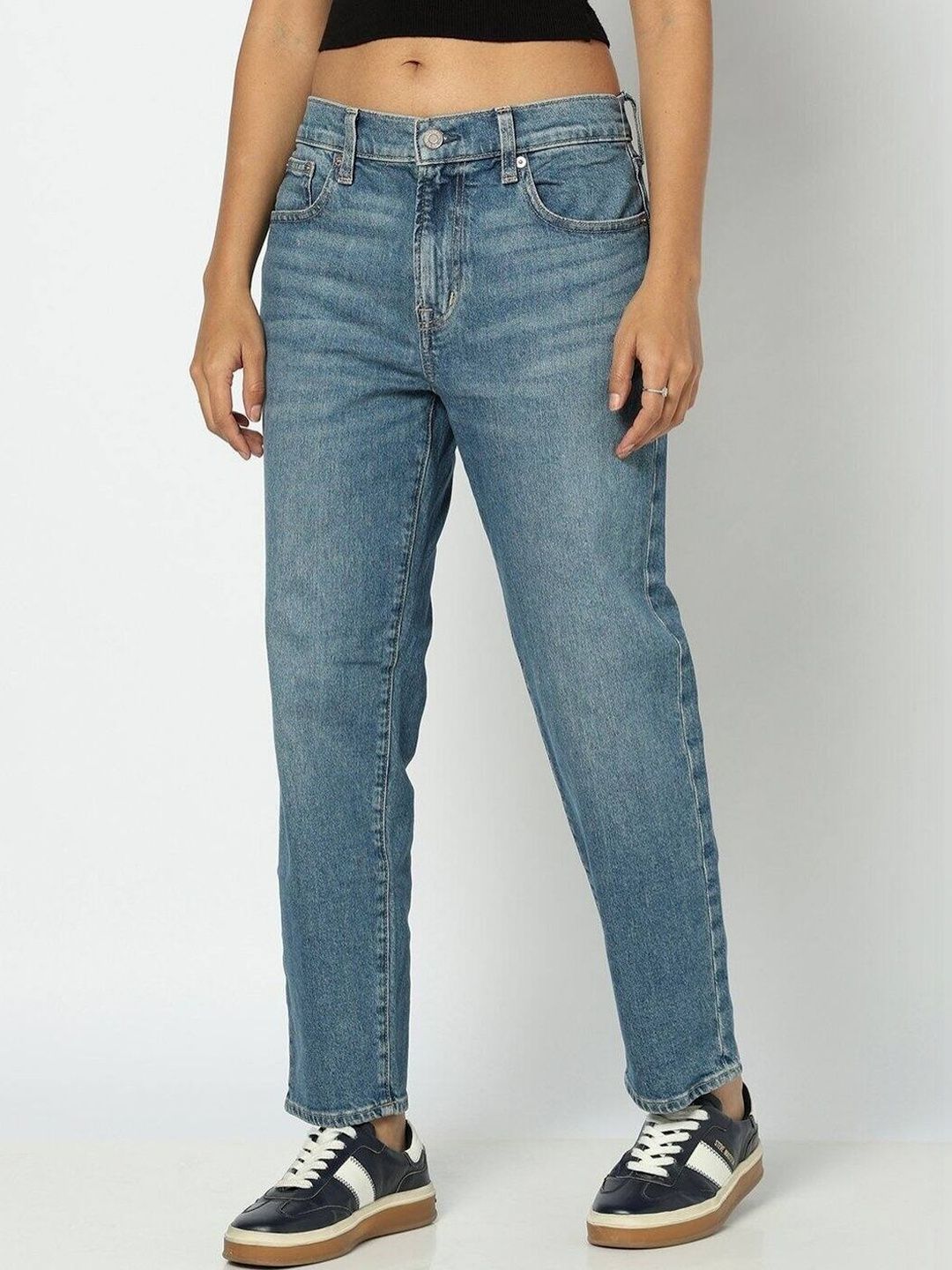 Mom fit Mid-Rise Jeans