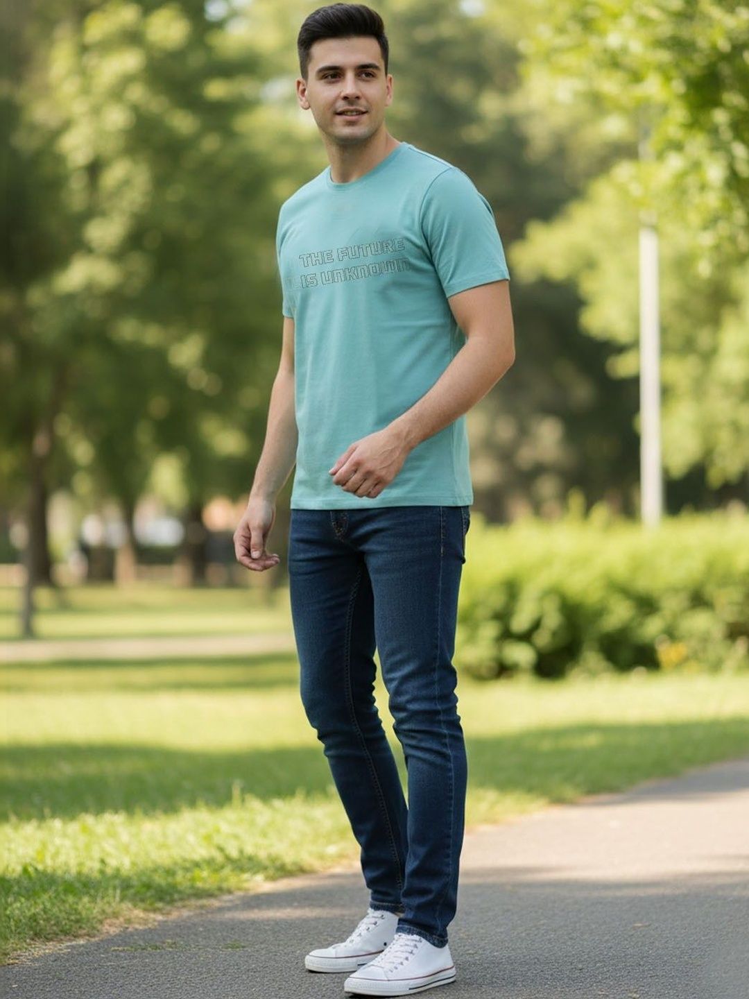 The Roadster Lifestyle Co Printed Round Neck Tshirt