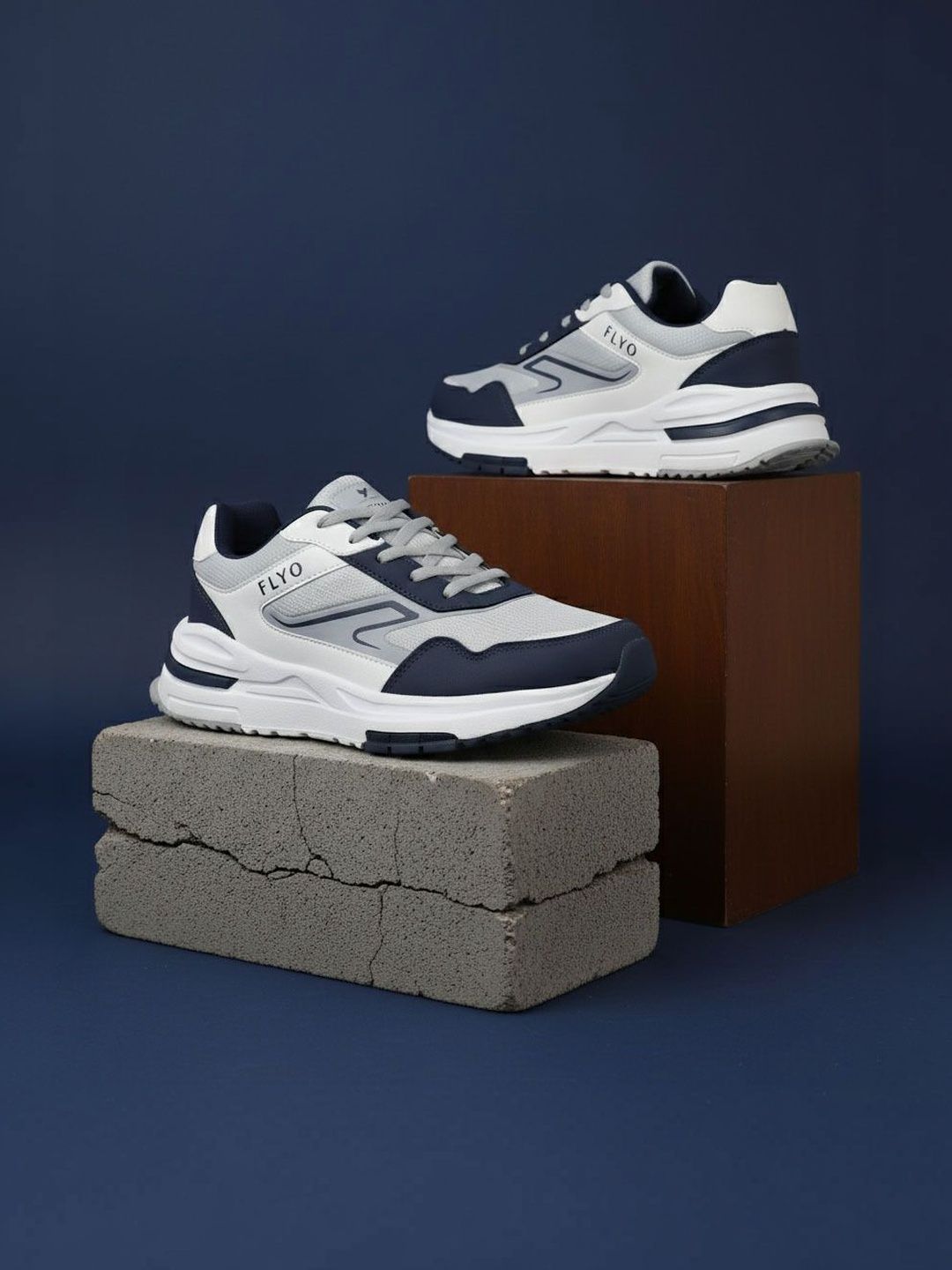 FLYO Men Mesh Training or Gym Non-Marking Shoes