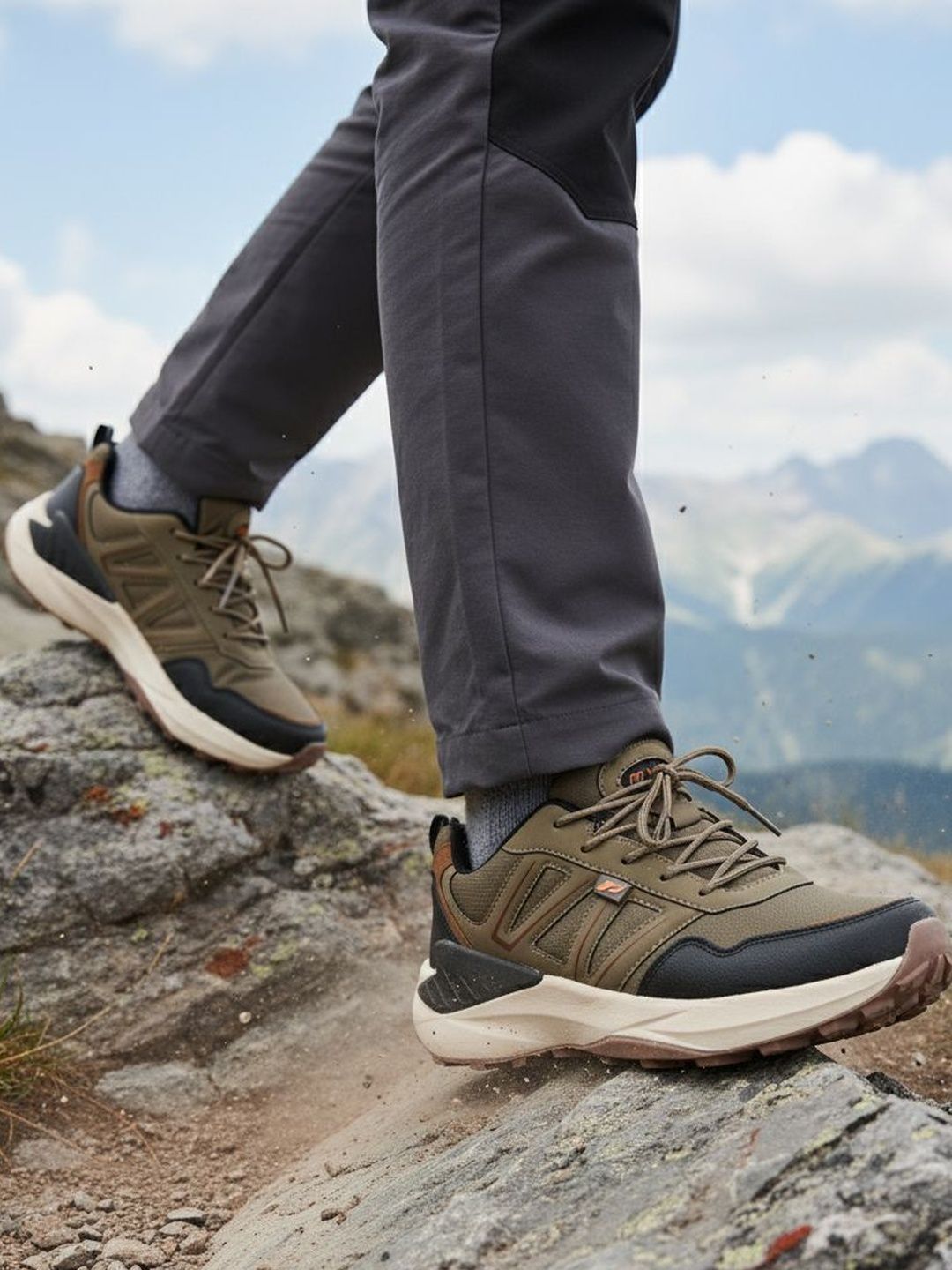 FLYO Men Mesh Trekking Non-Marking Shoes