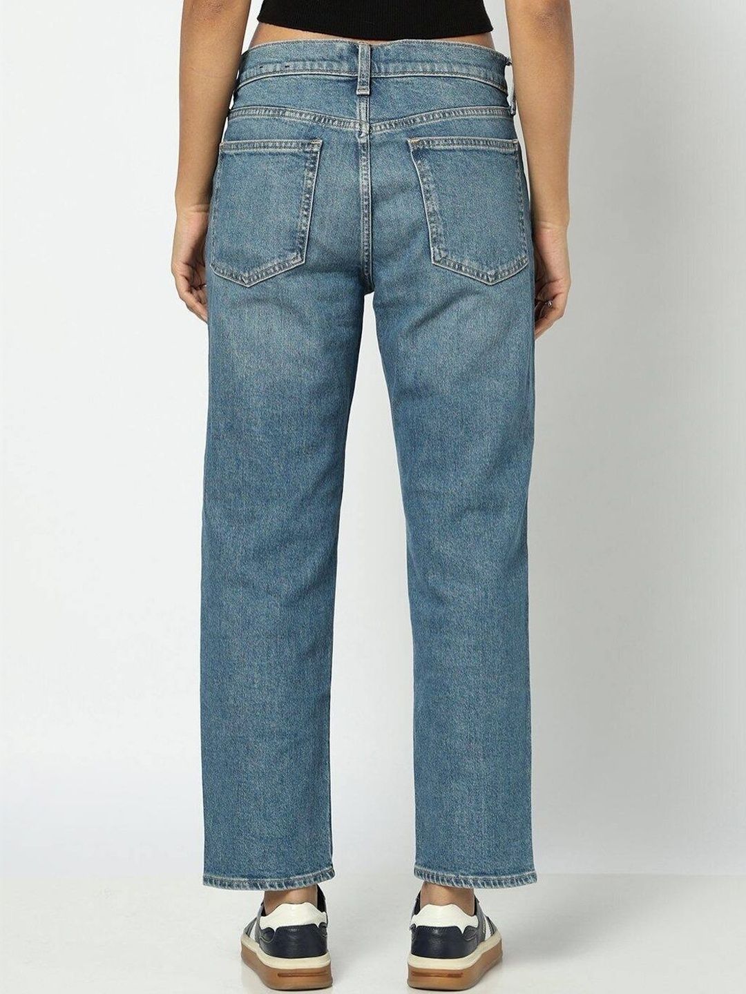 Mom fit Mid-Rise Jeans