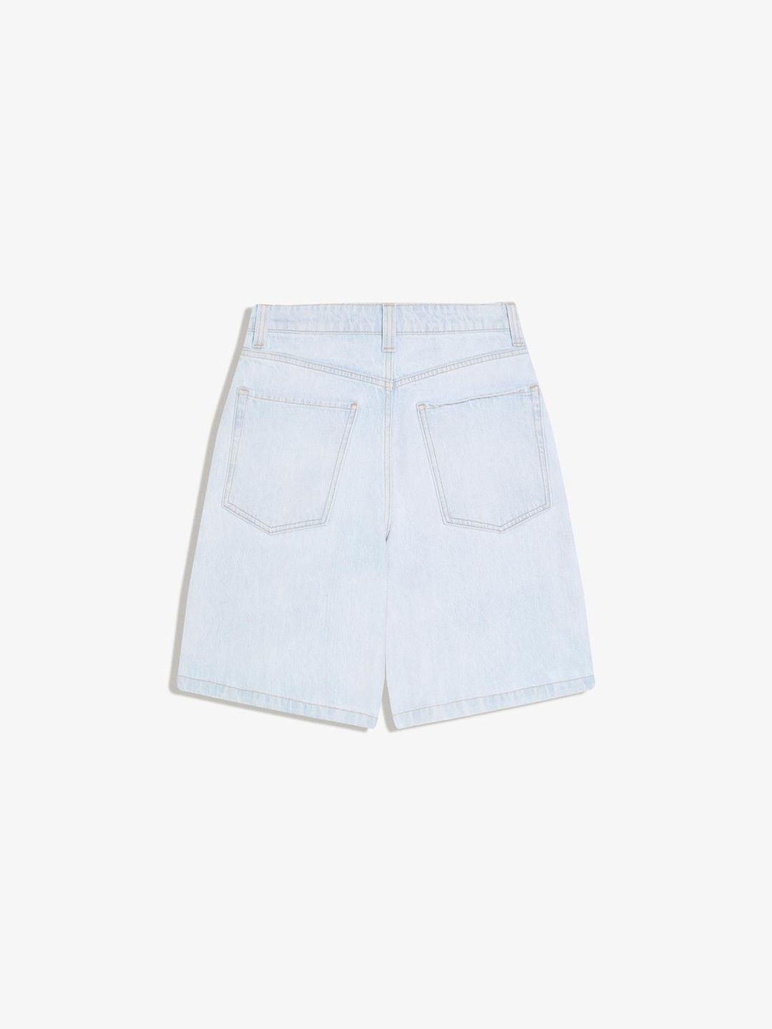 Baggy denim shorts