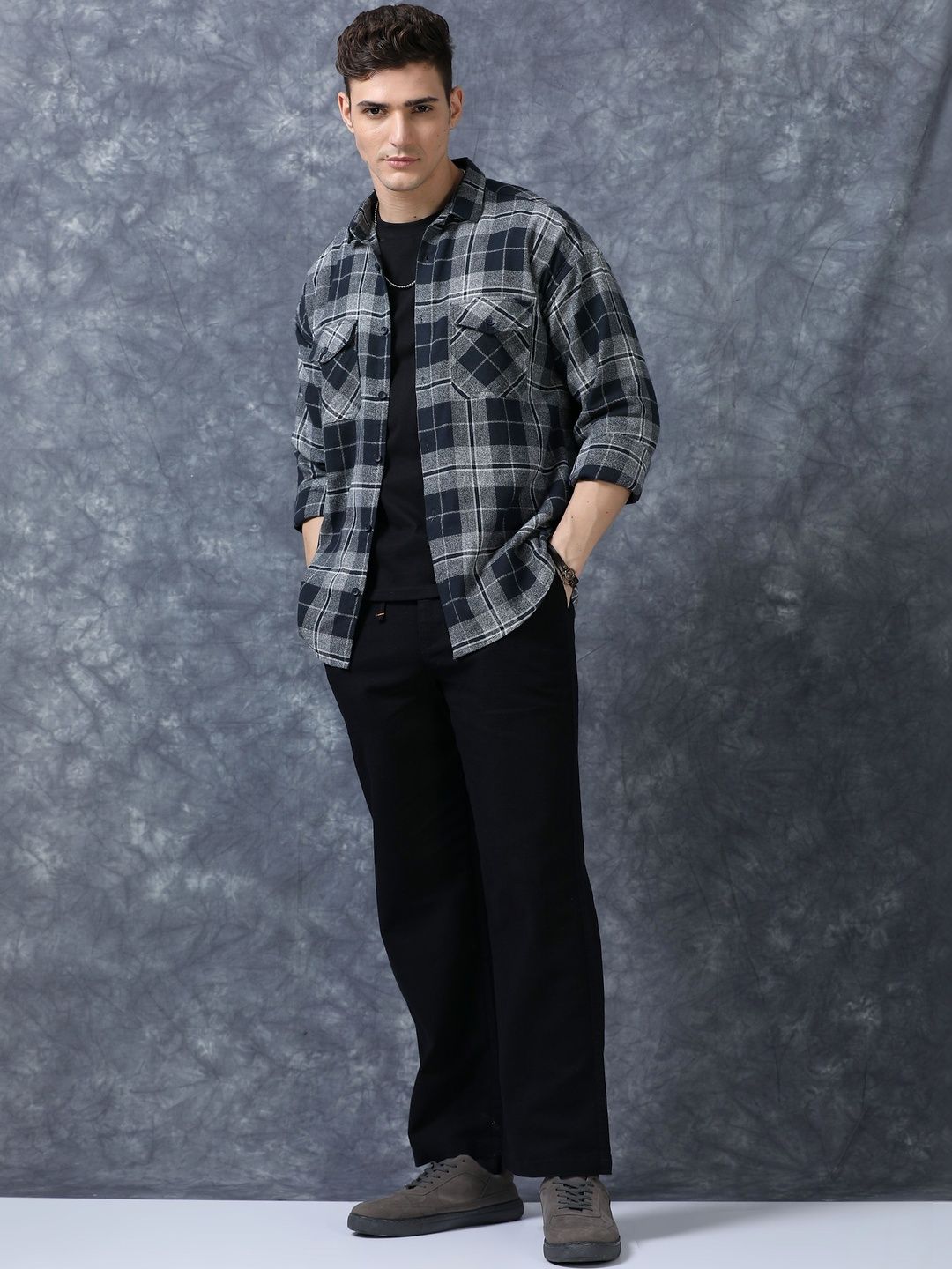 The Roadster Lifestyle Co Men Relaxed Fit Trousers