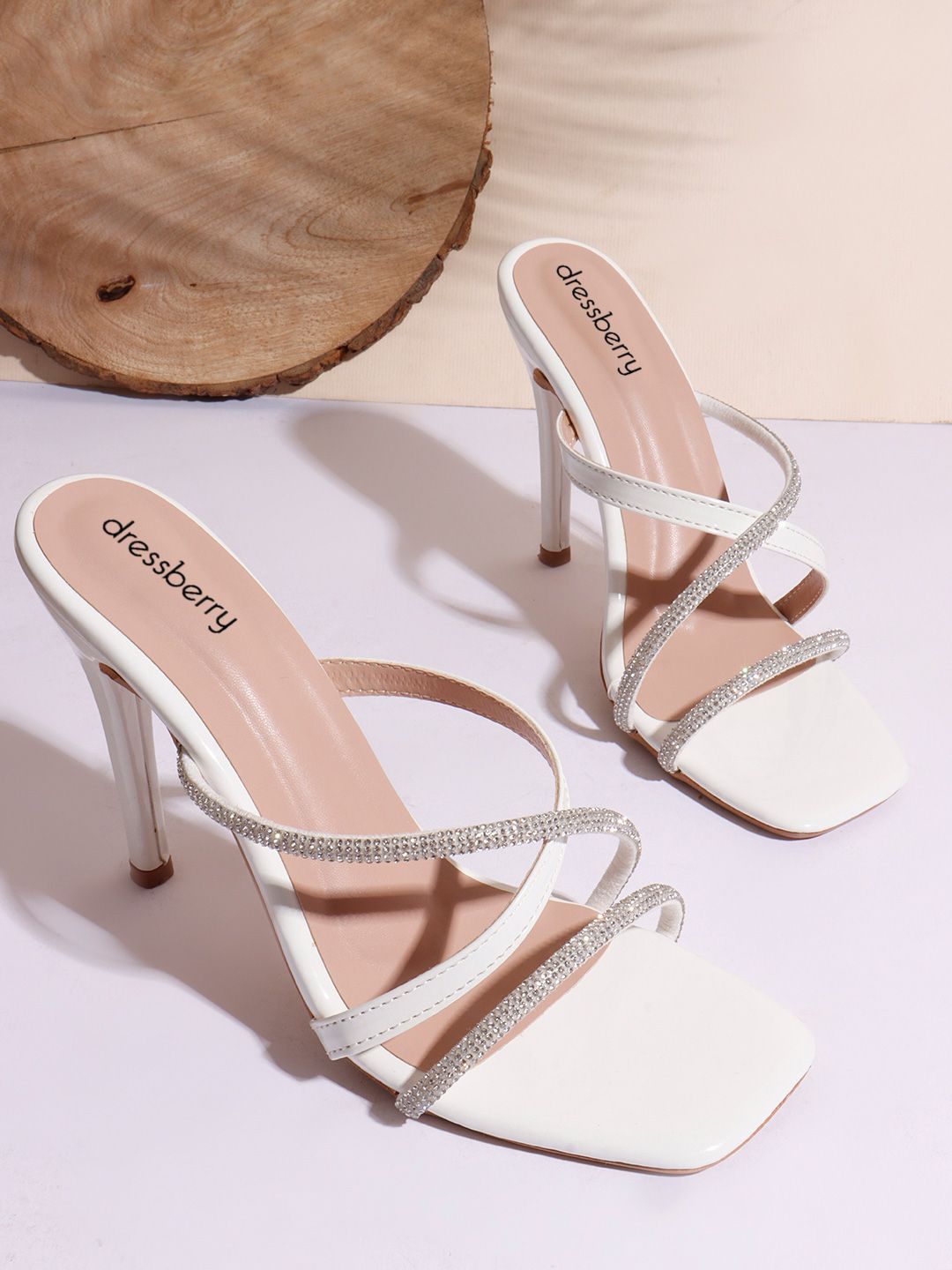 DressBerry Women Embellished Ethnic Slim Heeled Sandals