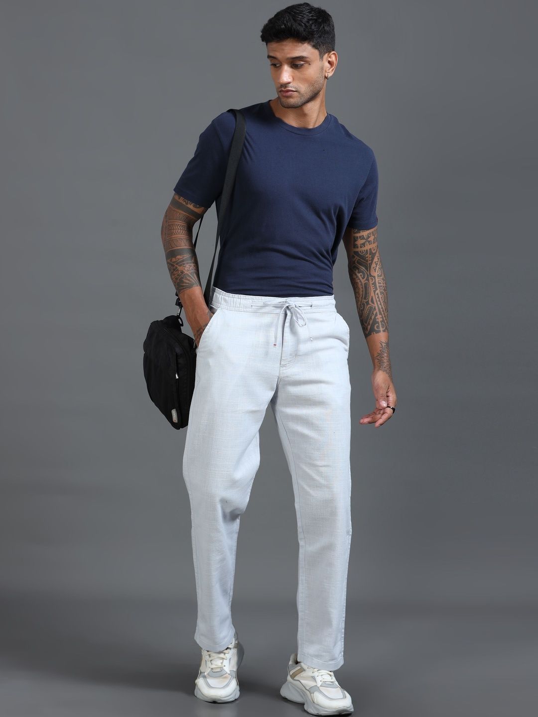 The Roadster Lifestyle Co Men Relaxed Fit Trousers