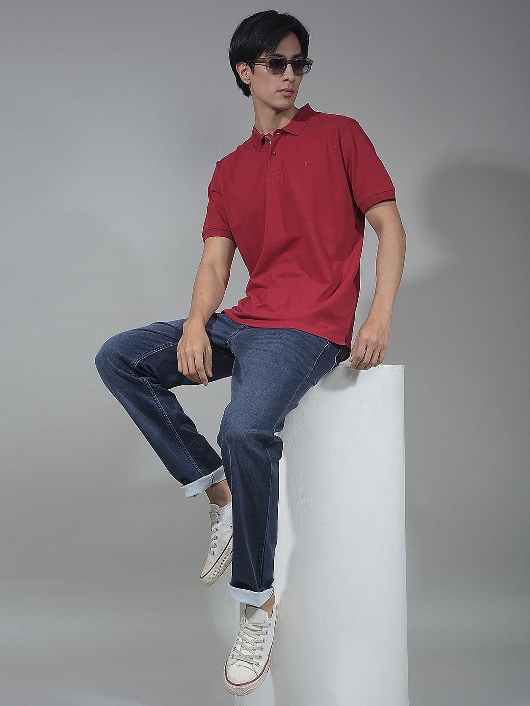 Crimsoune Club Men Skinny Fit Mid-Rise Light Fade Stretchable Jeans
