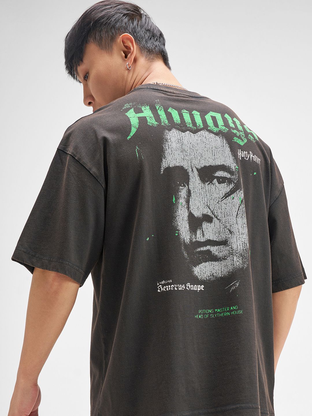 HIGHLANDER Warner Bros Harry Potter Men Round Neck Oversized Drop Shoulder Tshirt