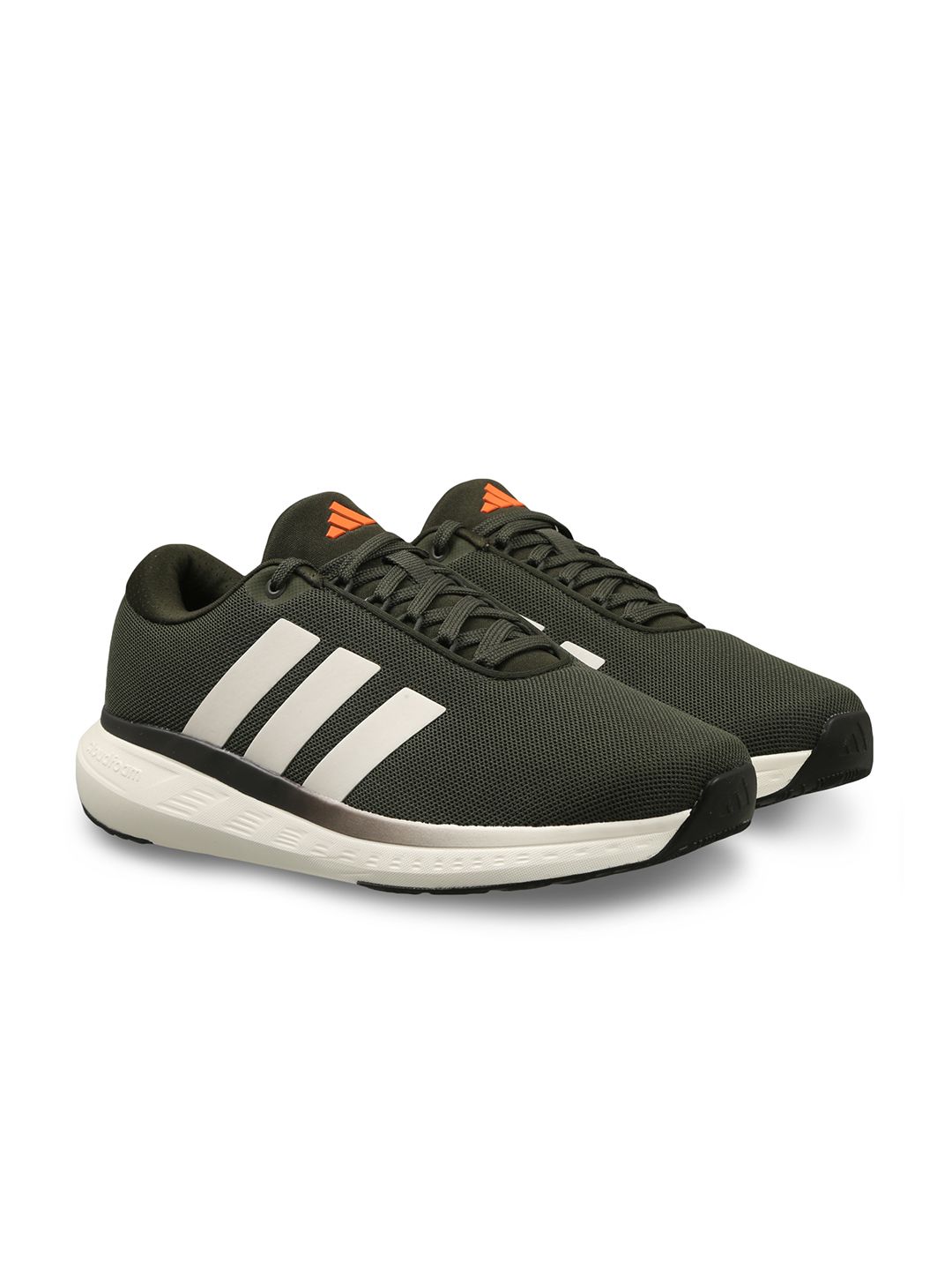 ADIDAS Men AeroEchoZest 2 Striped Sneakers
