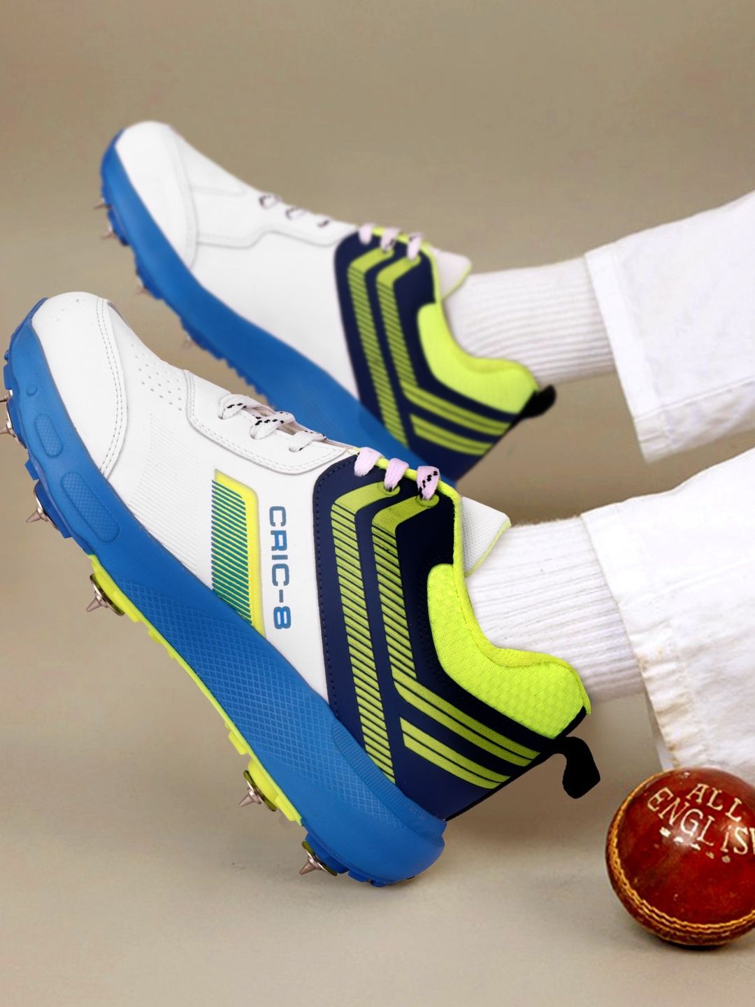 PRO KVH Men Cricket Shoes