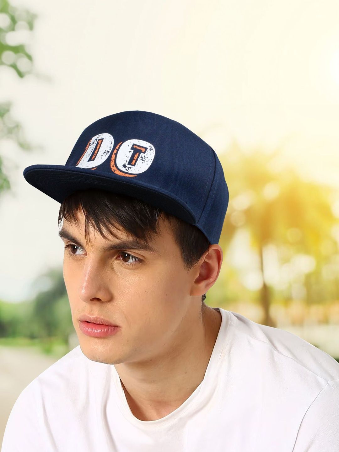 Vritraz Men Printed Snapback Cap