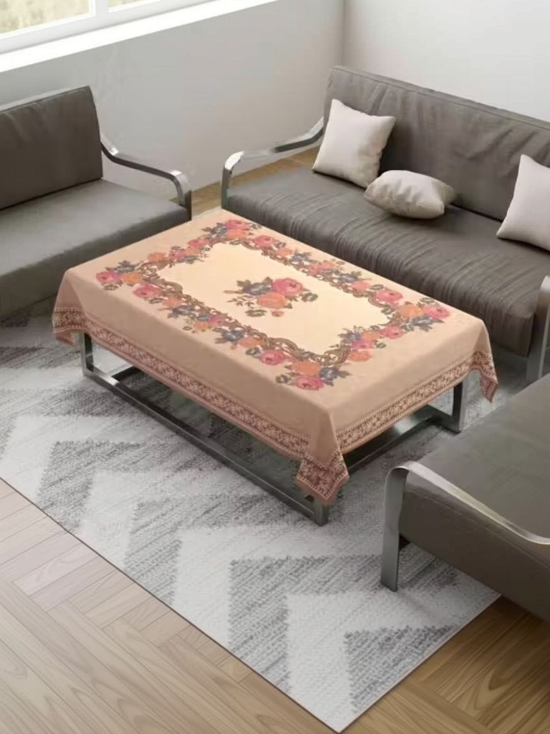 zukiodecor Multicoloured Floral 4-Seater Table Cover