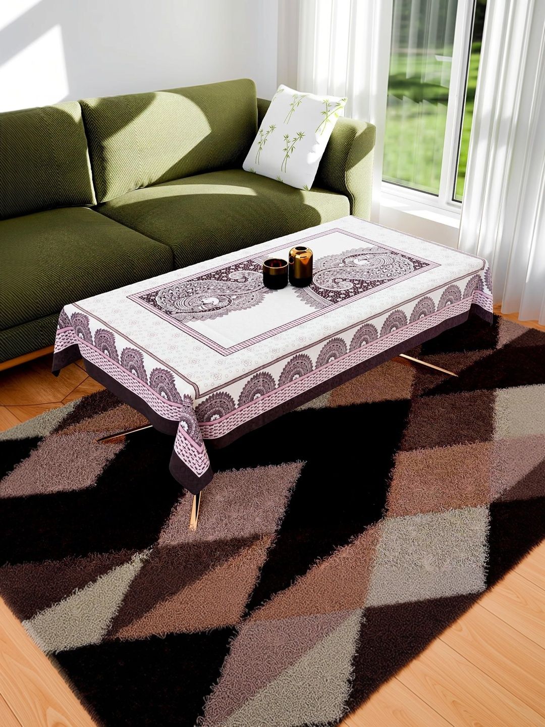 zukiodecor Pink 6-Seater Table Cover