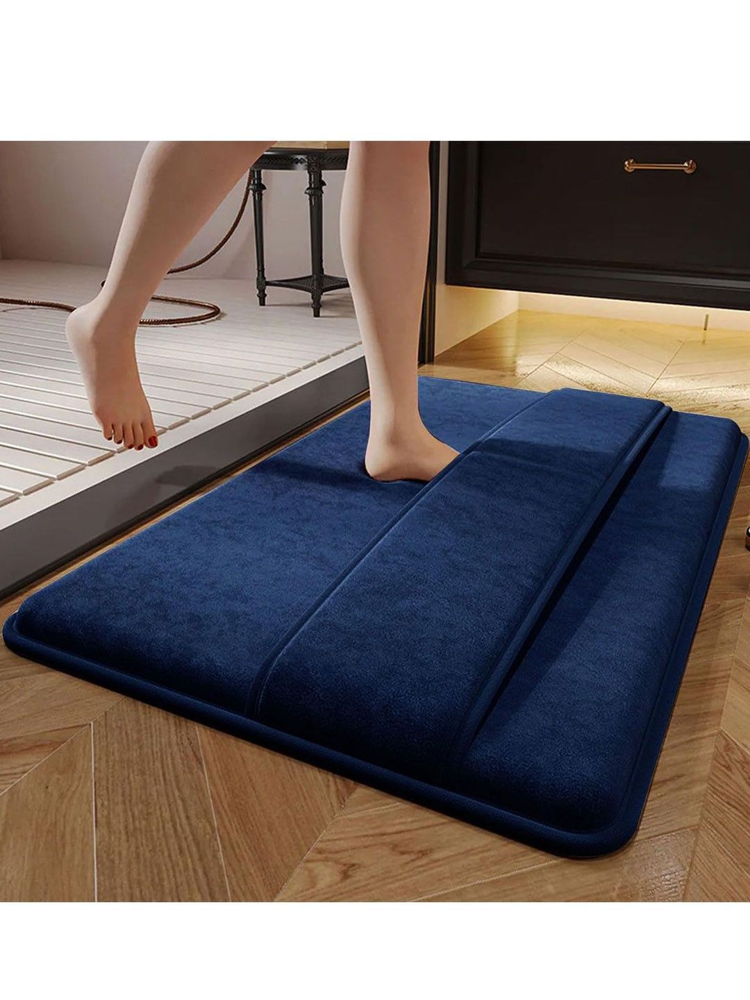 MAXOSHINE Blue Water Resistant Runner
