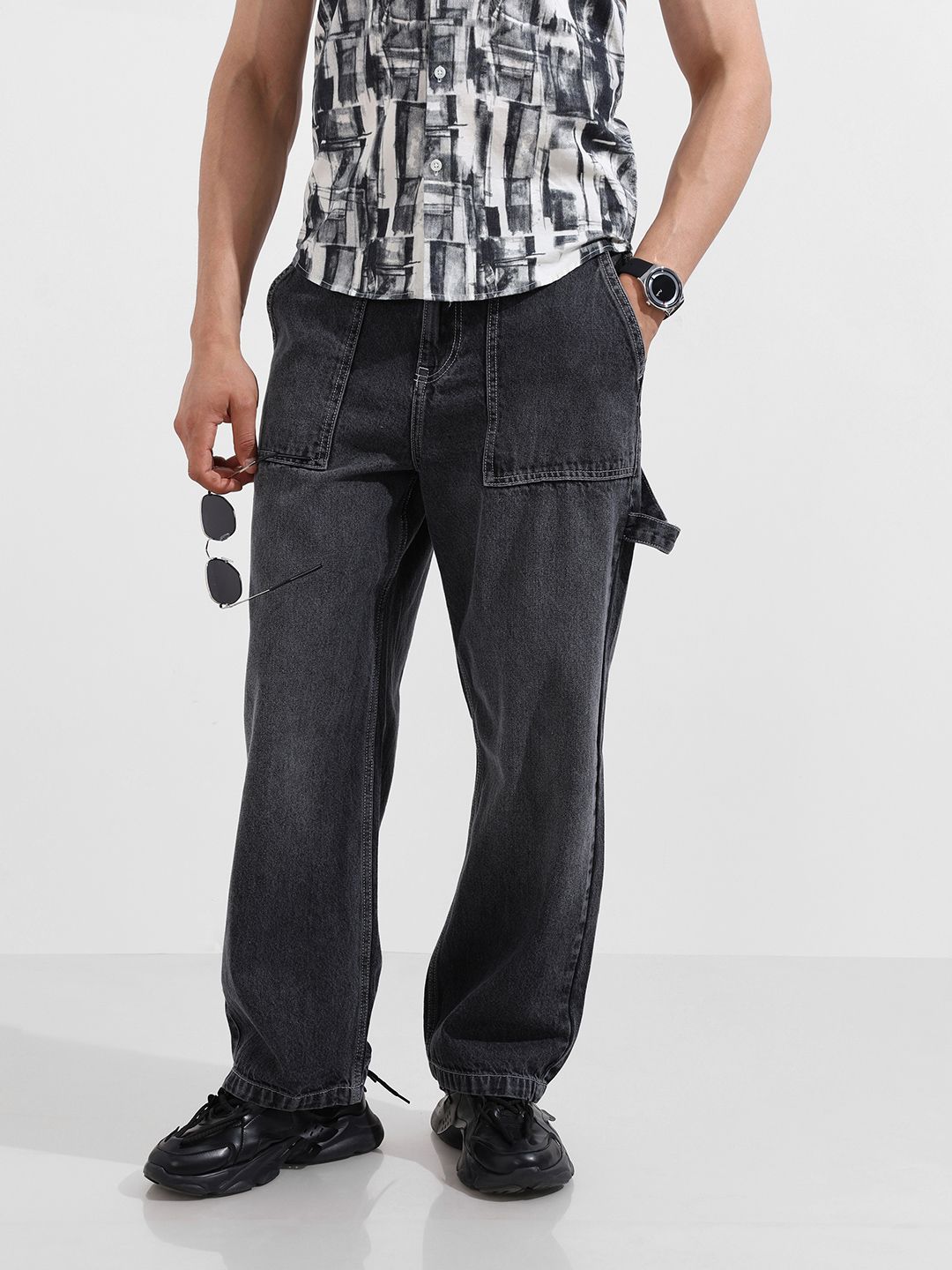The Indian Garage Co Men Relaxed Fit Mid-Rise Heavy Fade Jeans