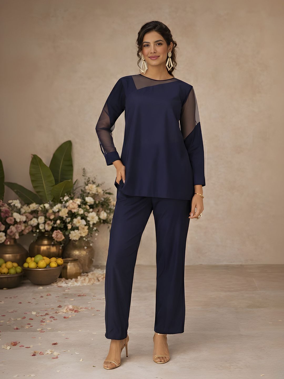 Dora Dori Women Self Design Round Neck Tunic and Trousers Co-Ords