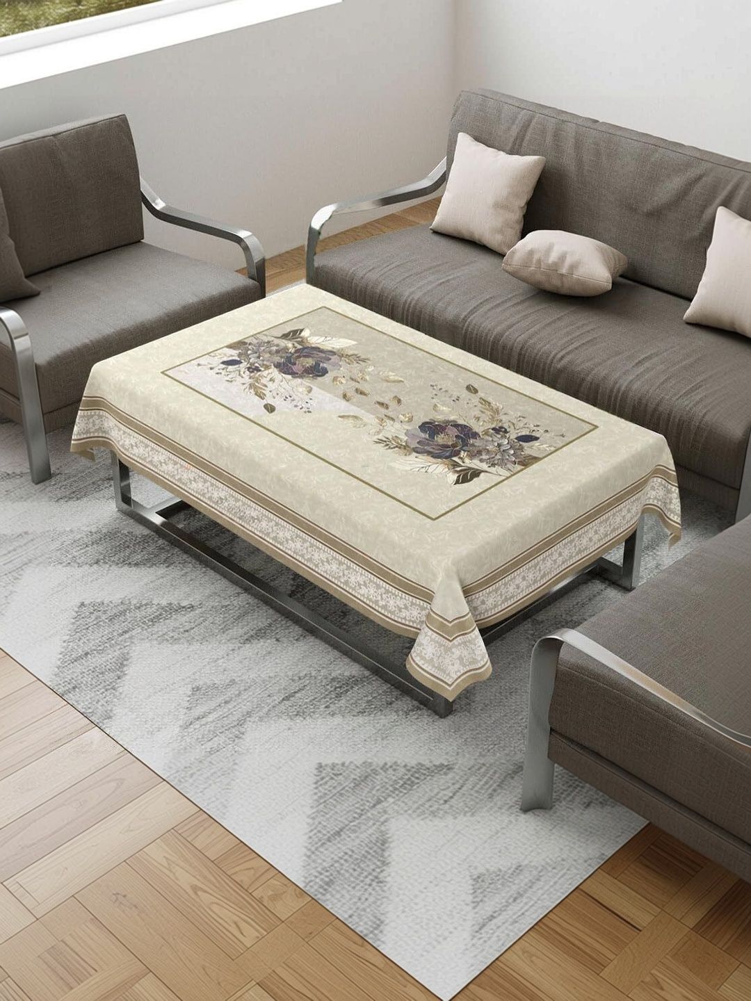 zukiodecor Multicoloured Floral 4-Seater Table Cover with Textured details