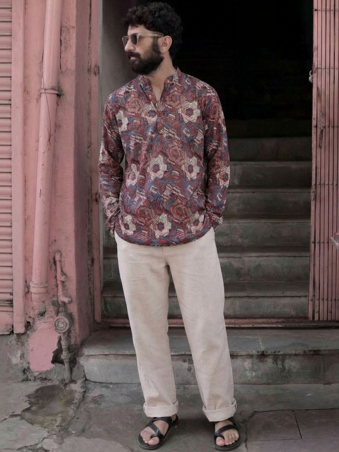KISAH Men Printed Blended Short Kurta