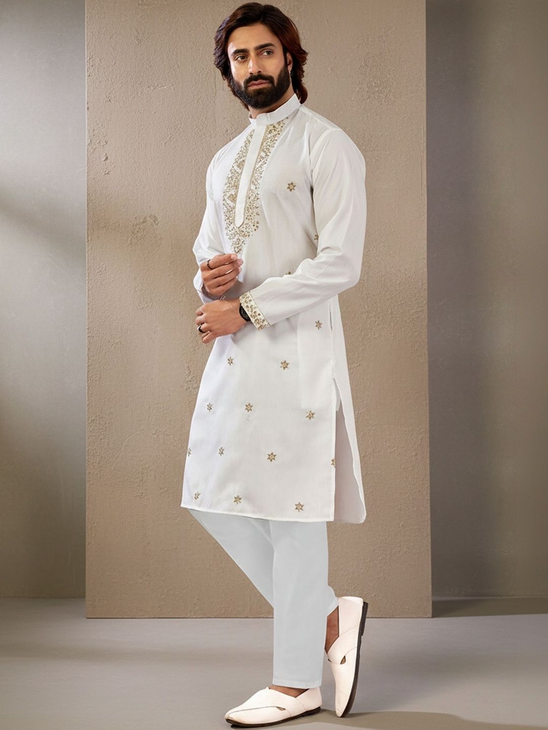 RANGRAAG RANGRAAG Mandarin Collar Thread Work Kurta