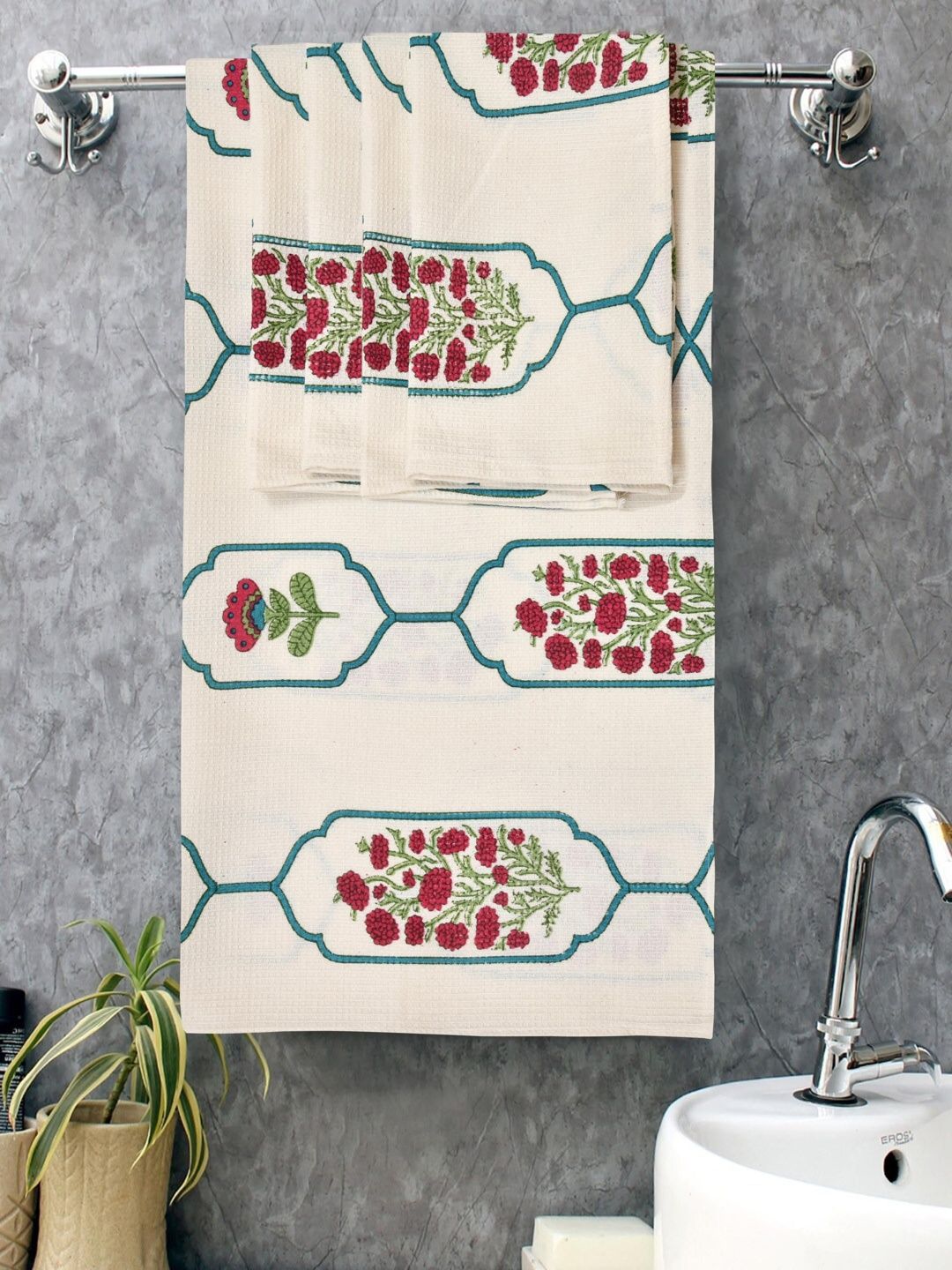 MAFATLAL White & Red 5 Piece Printed Cotton 250 GSM Towel Set