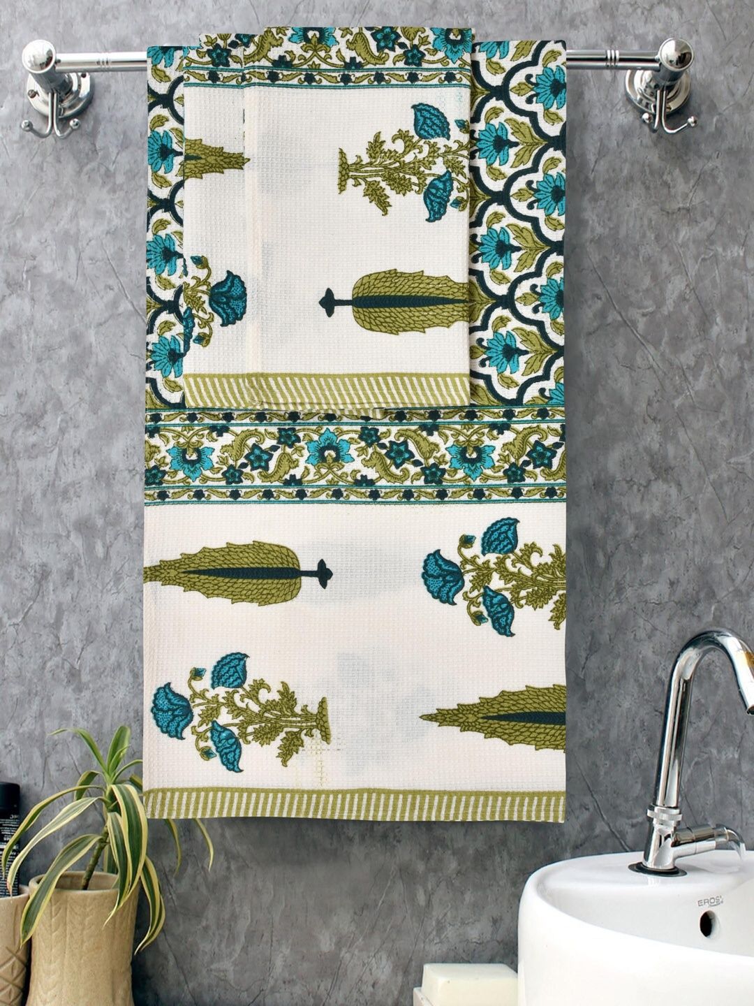 MAFATLAL White & Blue 3 Piece Printed Cotton 250 GSM Towel Set