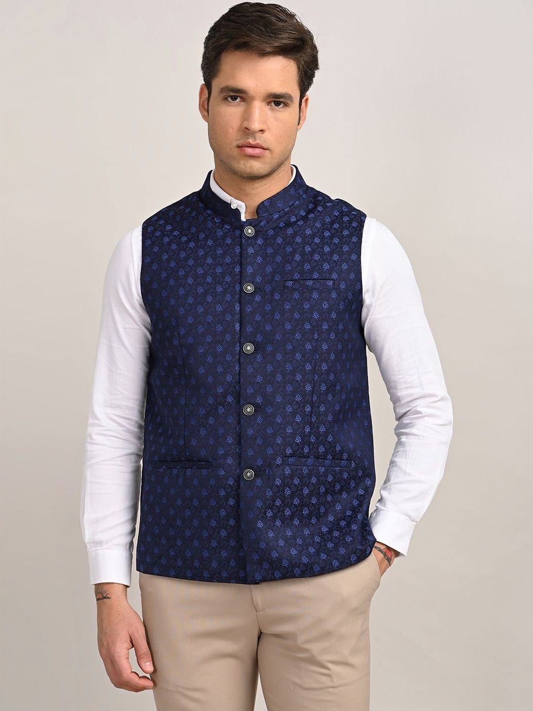 Turtle Mandarin Collar Sleeveless Nehru Jacket