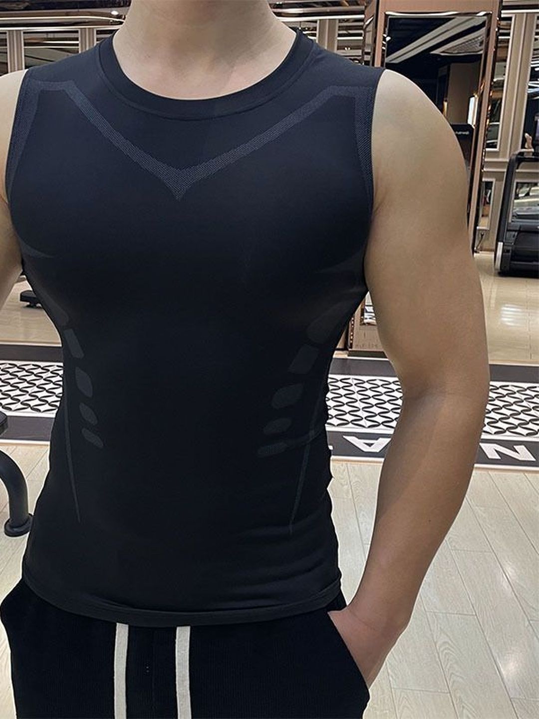 StyleCast Flex Men Printed Moisture Wicking Compression T-shirt