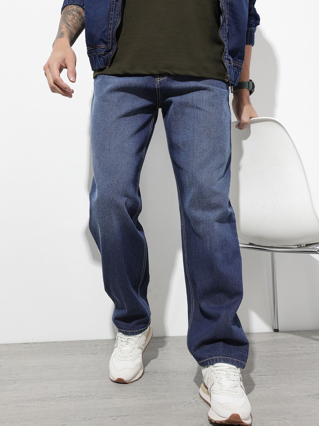 The Roadster Life Co. Men Relaxed Fit Mid-Rise Light Fade Pure Cotton Jeans