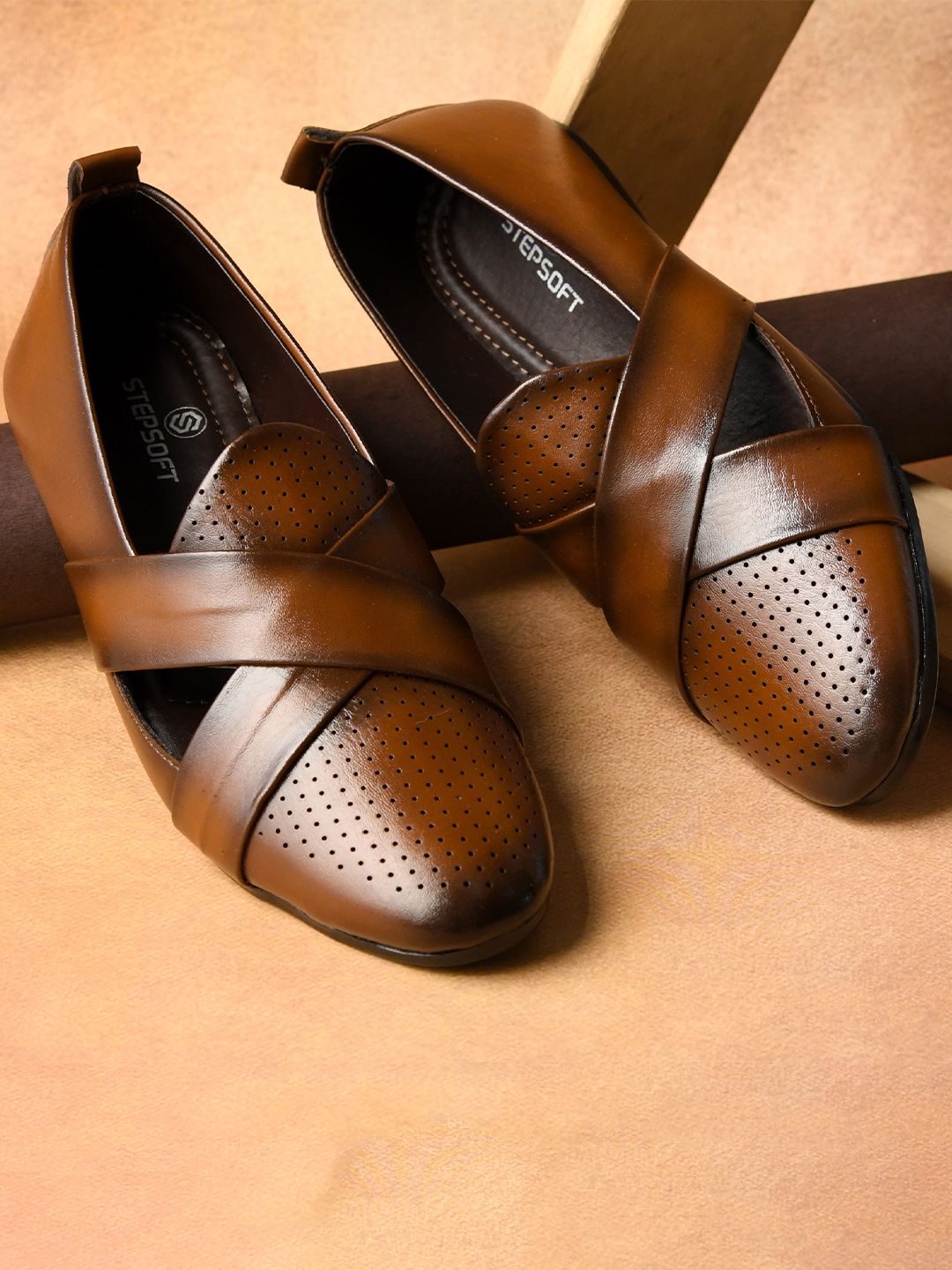 STEPSOFT Men Synthetic Leather Mojaris with Perforated Detailing & Classic Comfort Fit