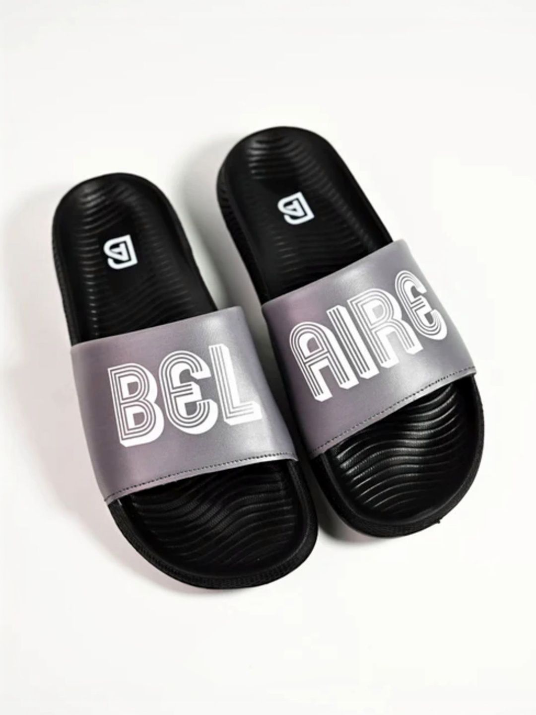 belaire lifestyle Men Printed Sliders