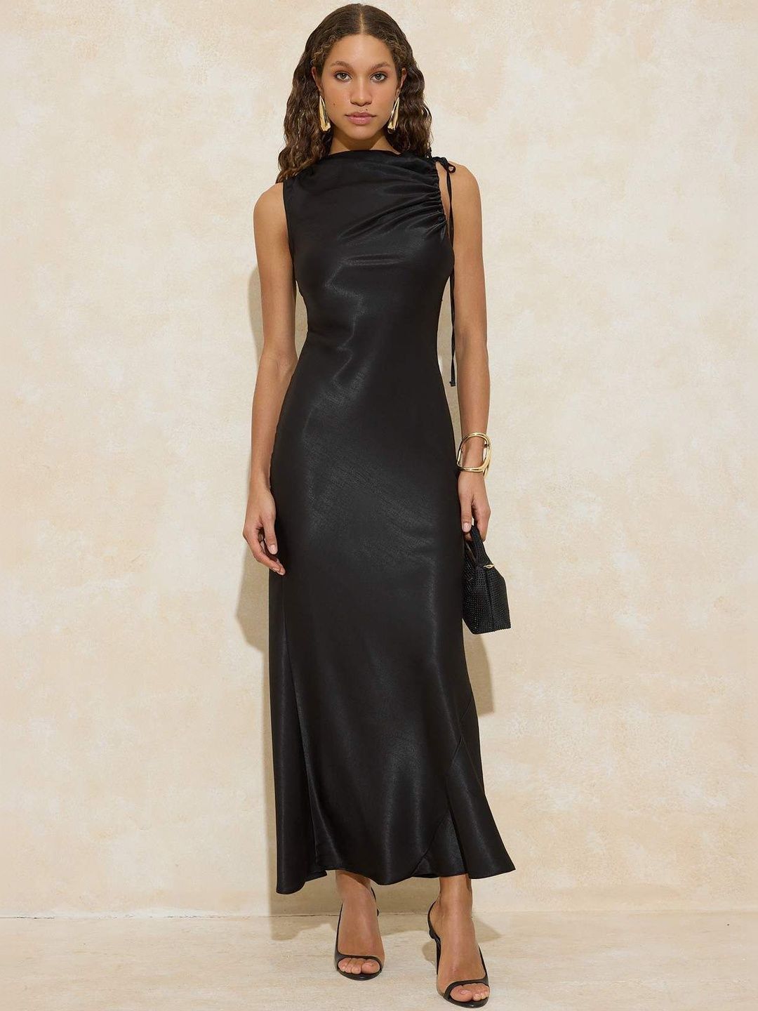 indi boat neck bodycon maxi dress in black Indi Maxi Dress - Boat Neck Bodycon Dress in Black