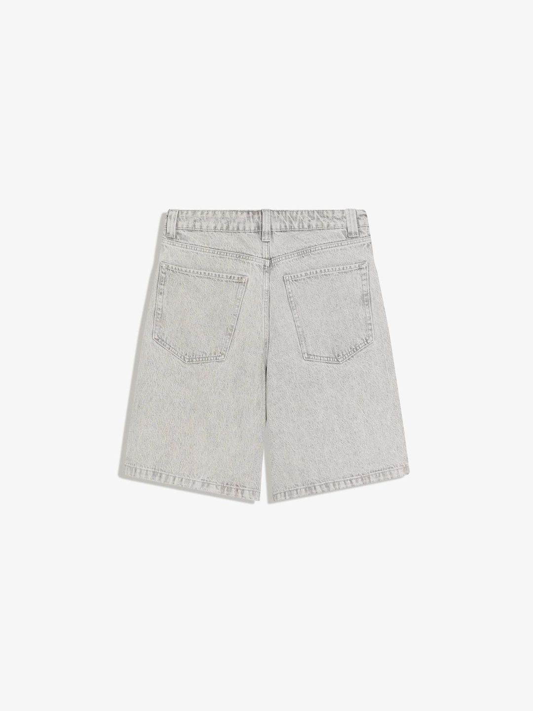 Baggy denim shorts