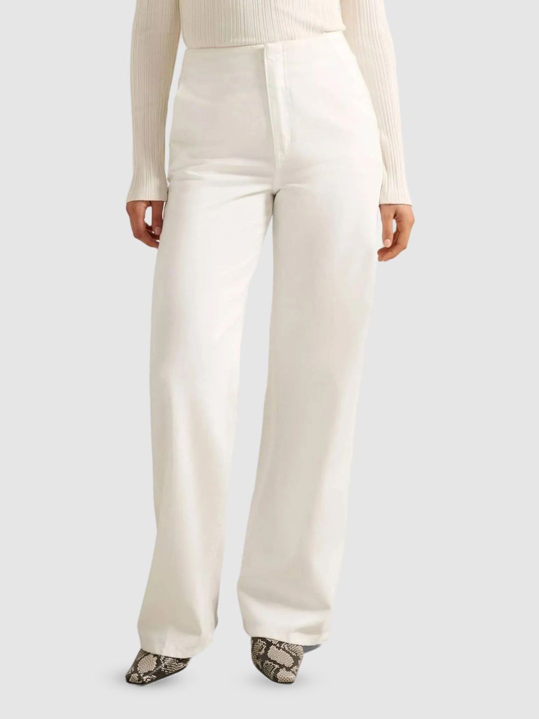Regular Fit High-Rise Jeans