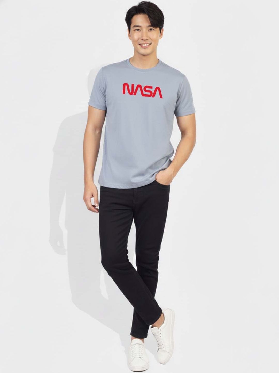 Greylongg Men Brand Logo Printed T-shirt
