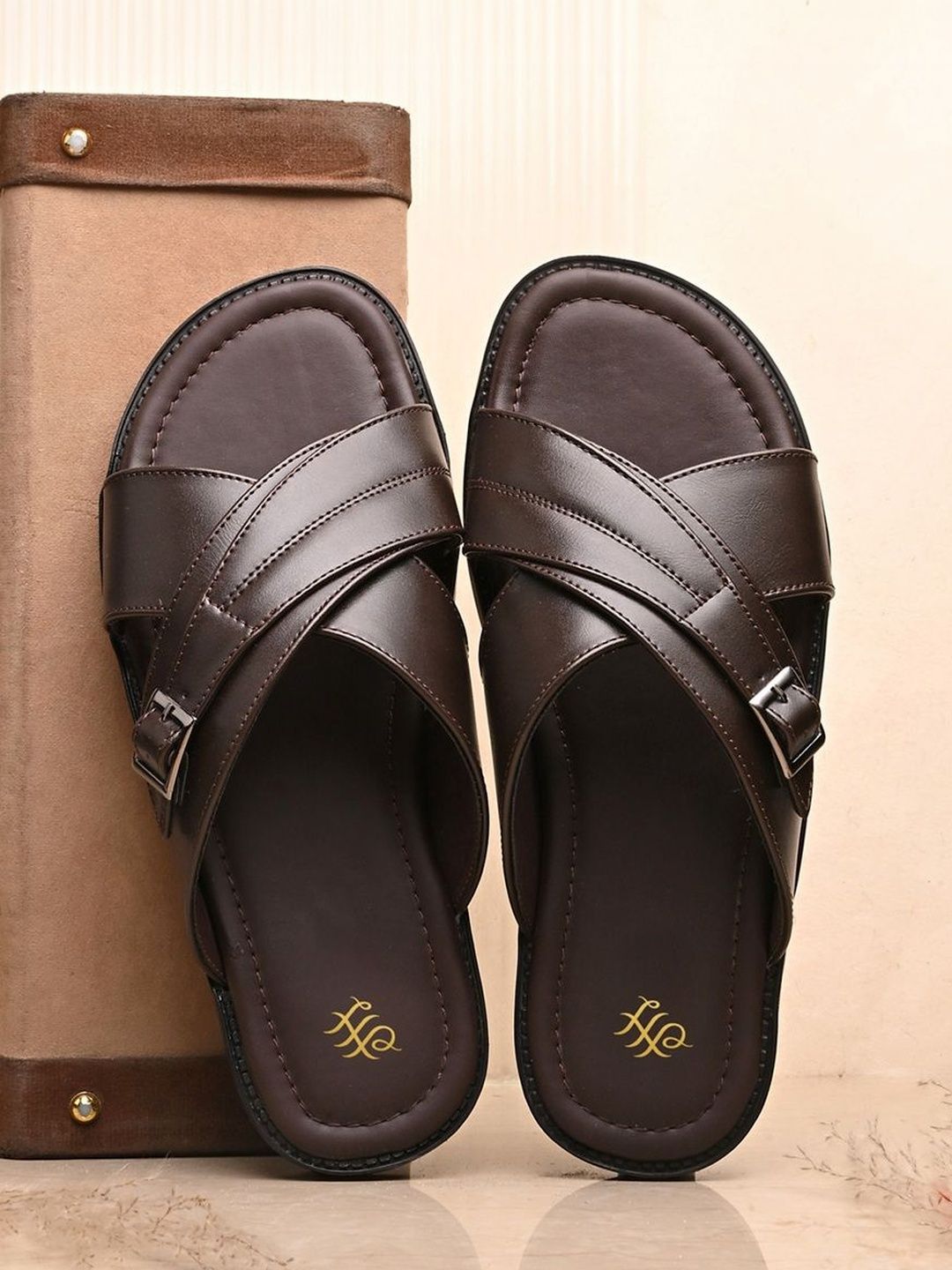 House of Pataudi Men Slip-On Comfort Sandals