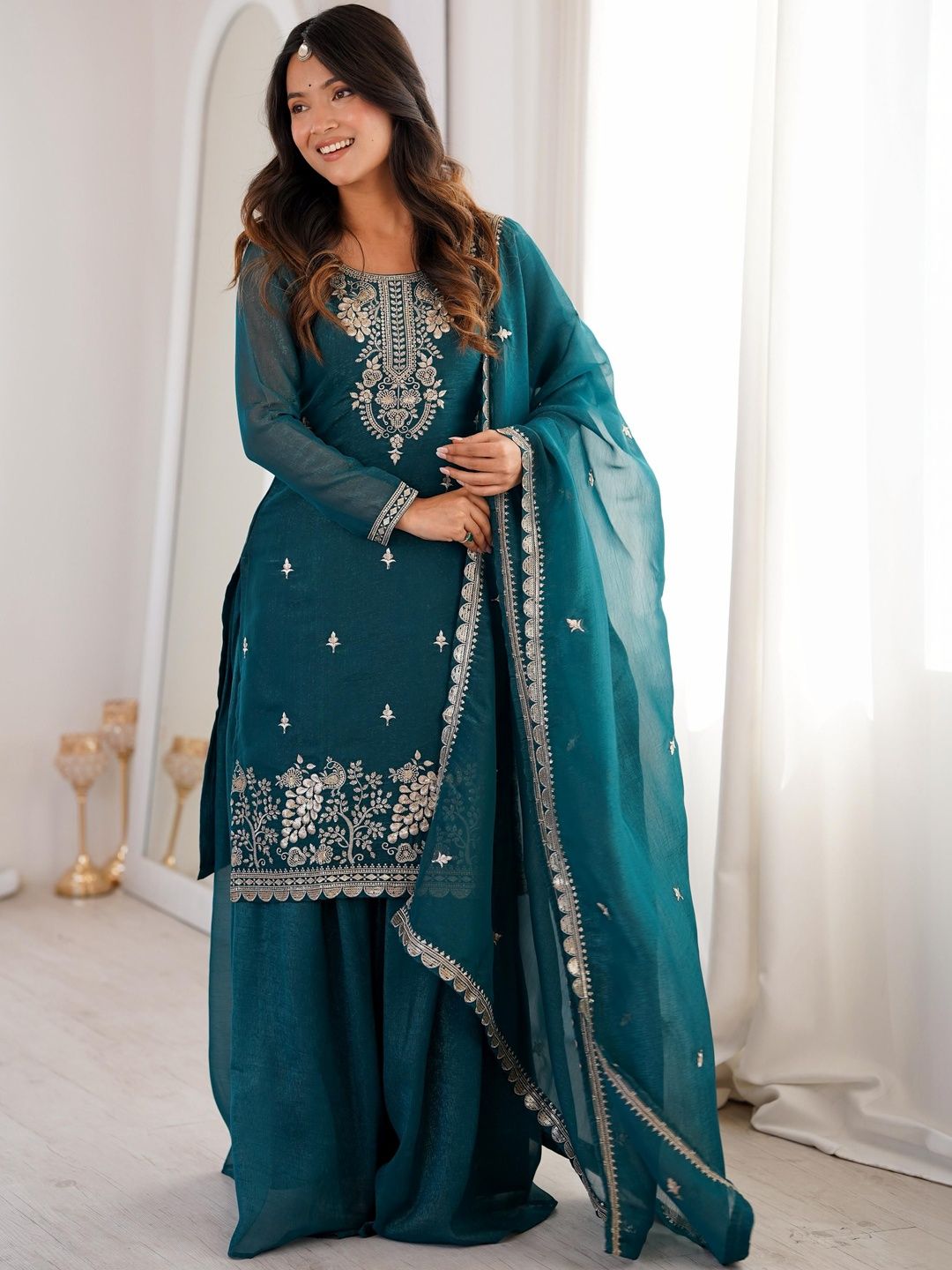 SAJAVAT ETHENIC WEAR SAJAVAT ETHENIC WEAR Women Ethnic Motifs Embroidered Regular Kurta with Palazzos & With Dupatta