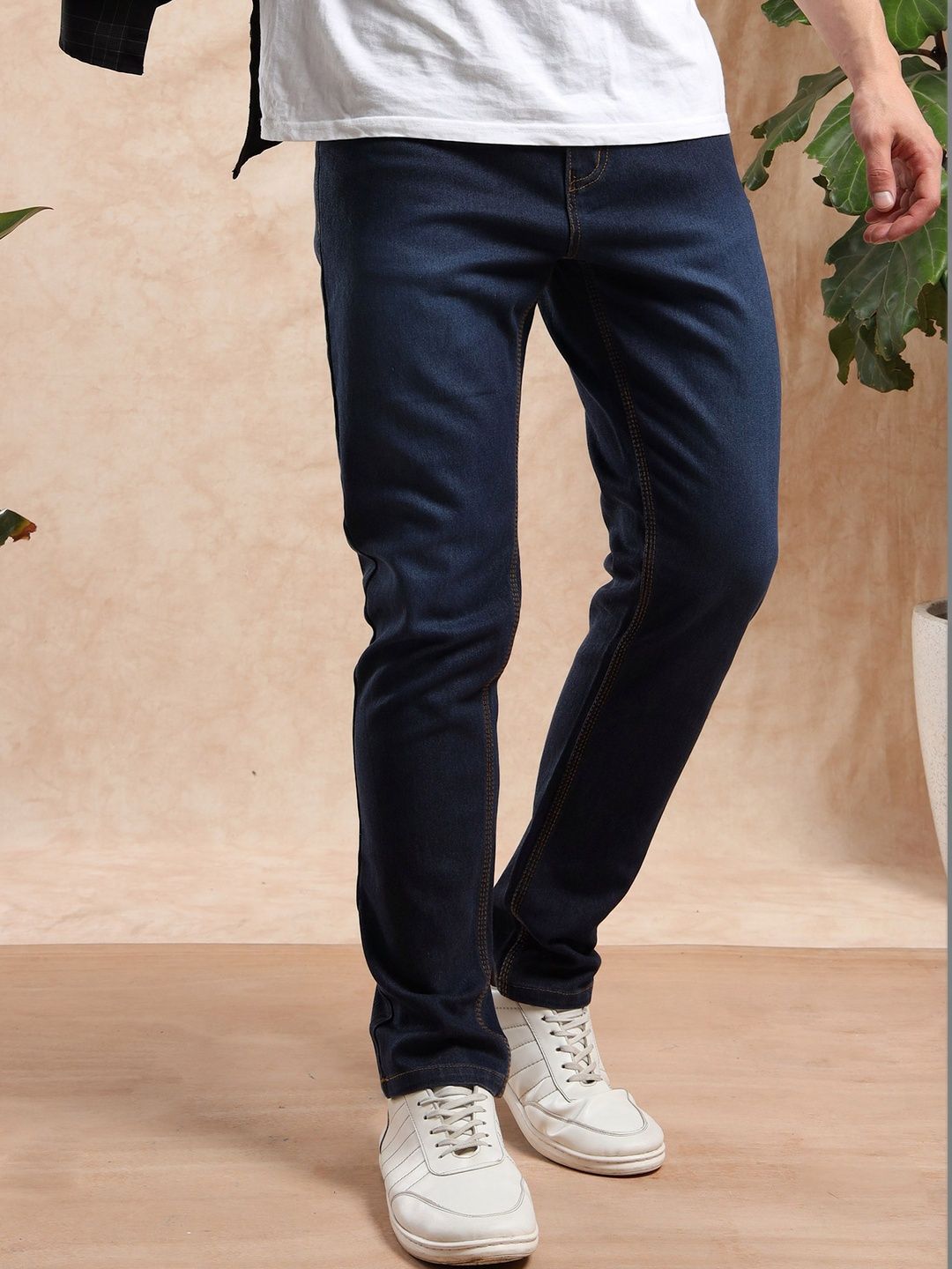 AIDAN PAUL Men Slim Fit Mid-Rise Light Fade Stretchable Jeans