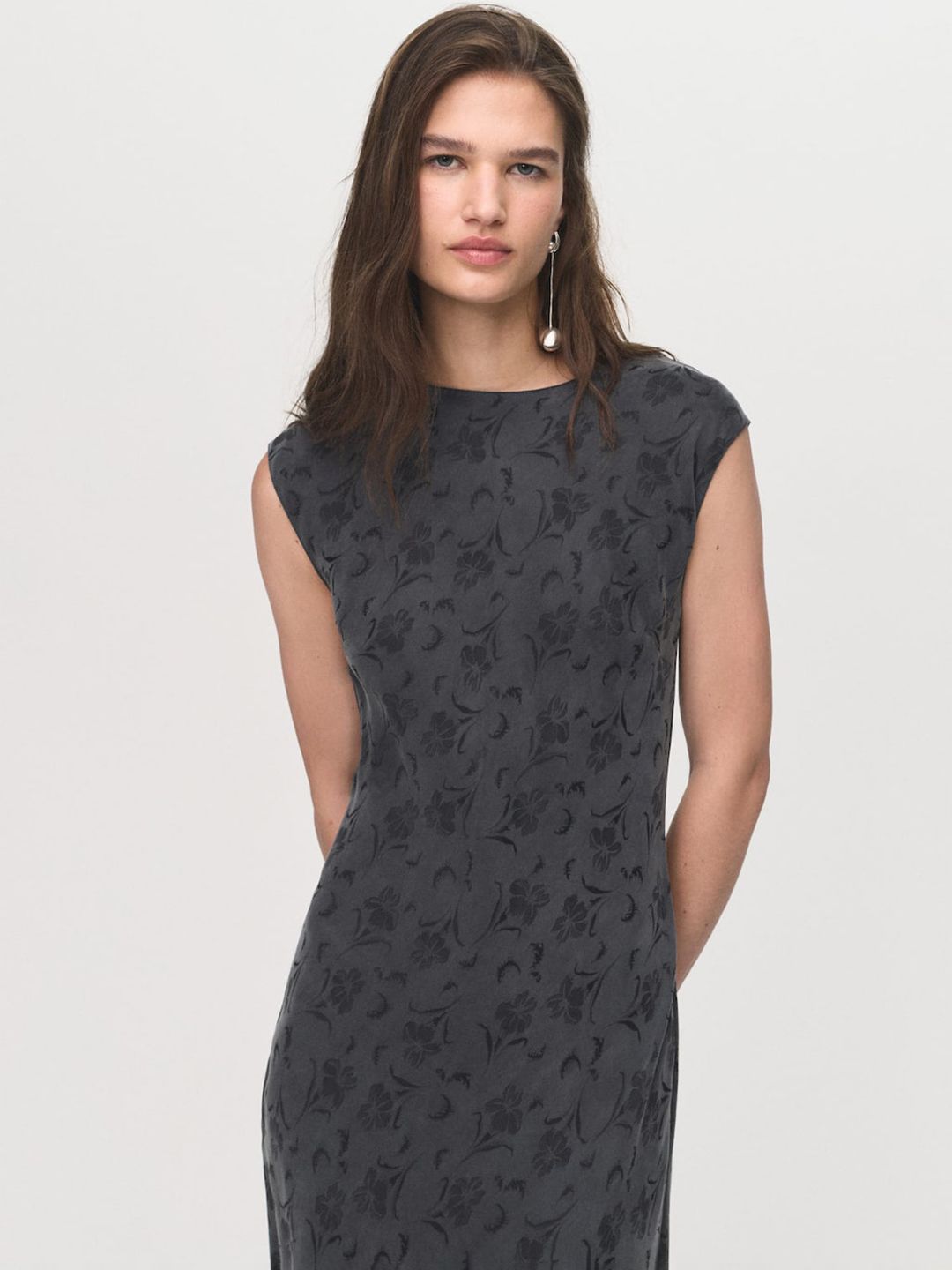 Floral Printed Extended Sleeves A-Line Midi Dress